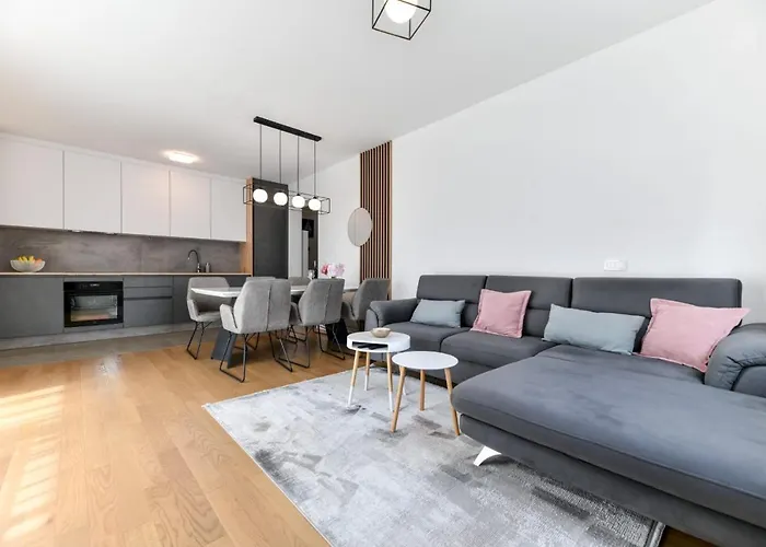 Apartment T&M